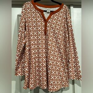 Blair Geometric Patterned Orange and White Top